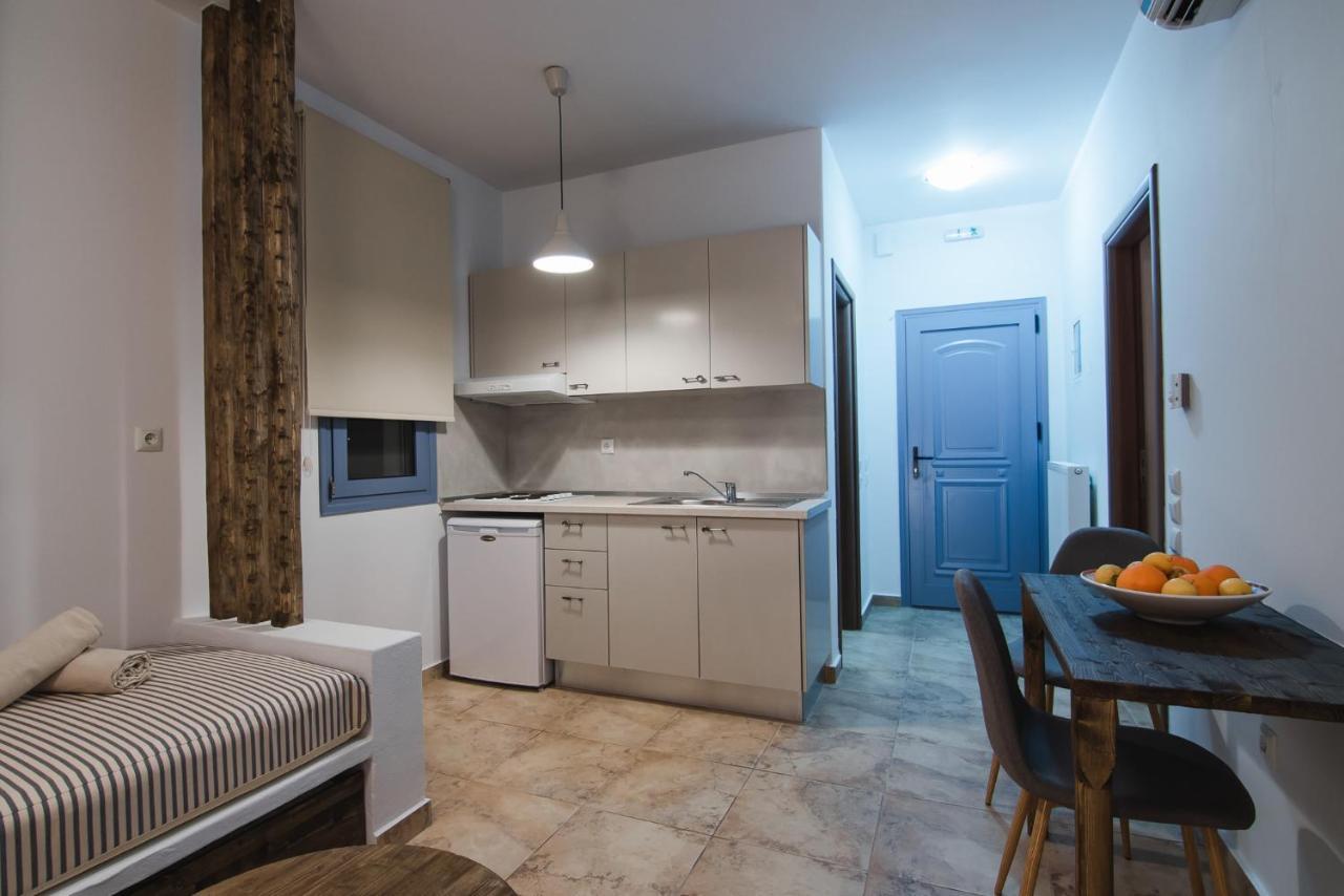 סקירוס Kallisti Studios & Apartments מראה חיצוני תמונה