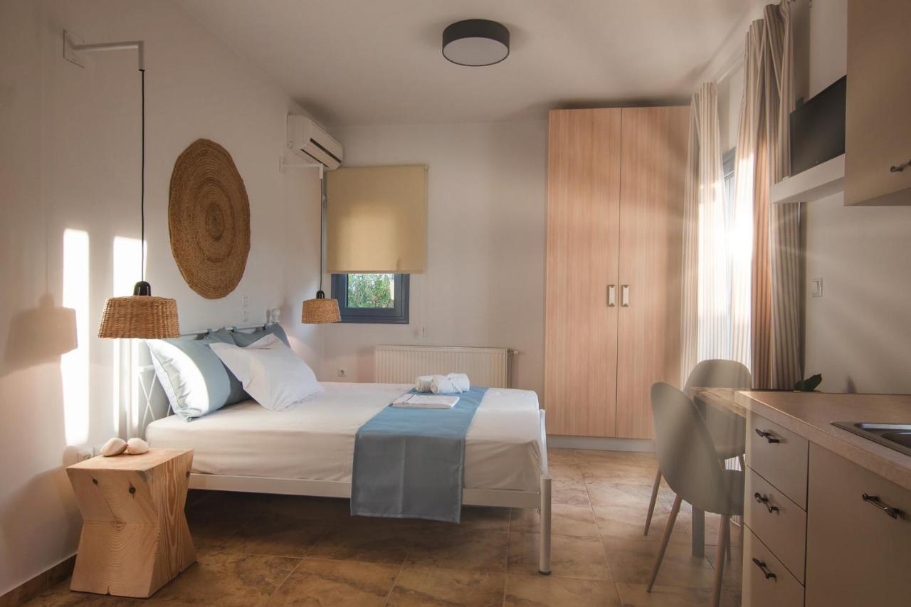 סקירוס Kallisti Studios & Apartments מראה חיצוני תמונה