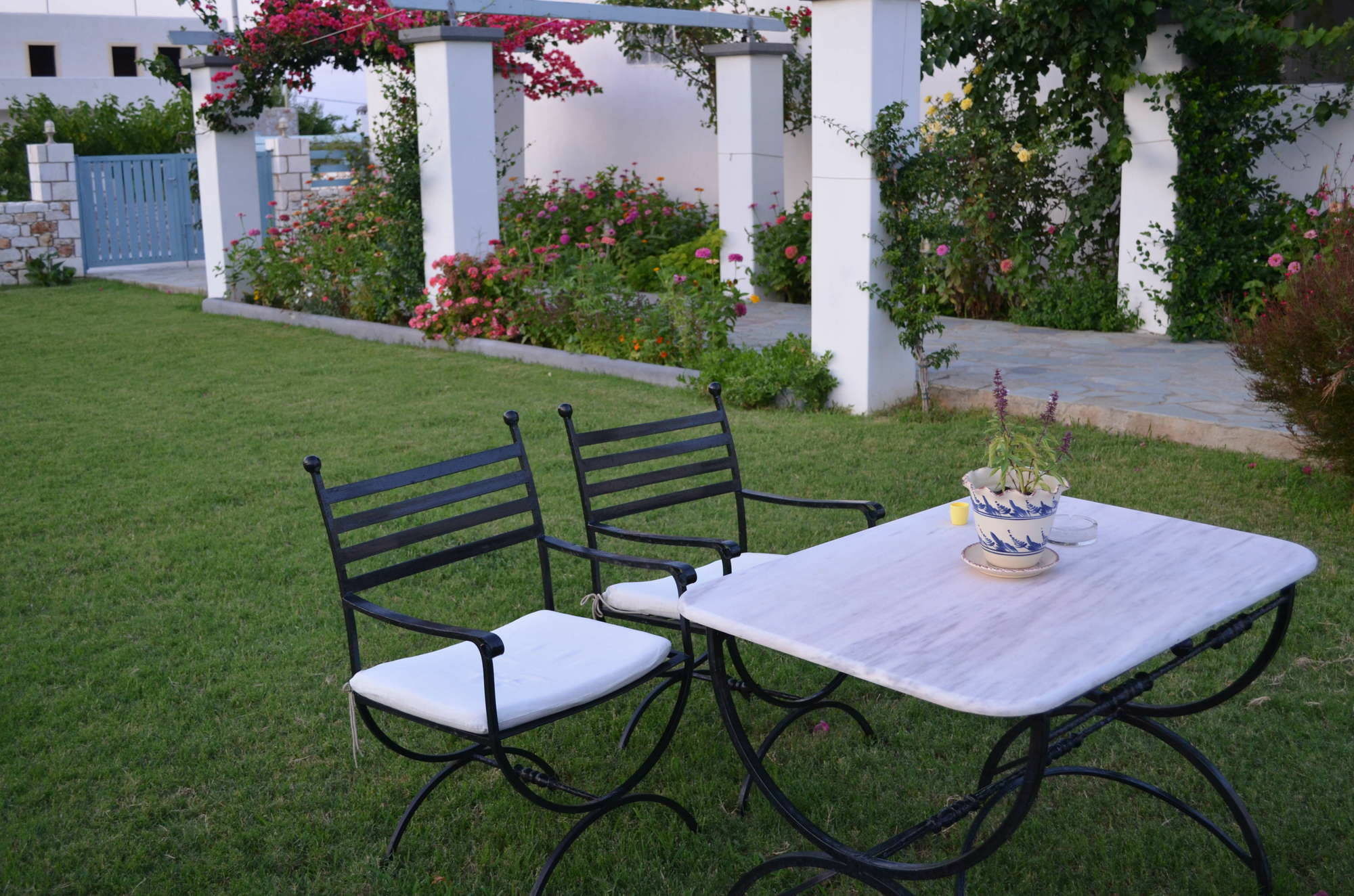 סקירוס Kallisti Studios & Apartments מראה חיצוני תמונה